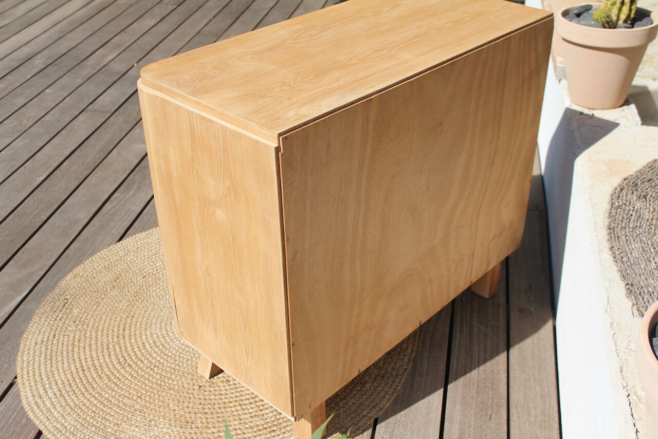 Commode vintage pieds compas