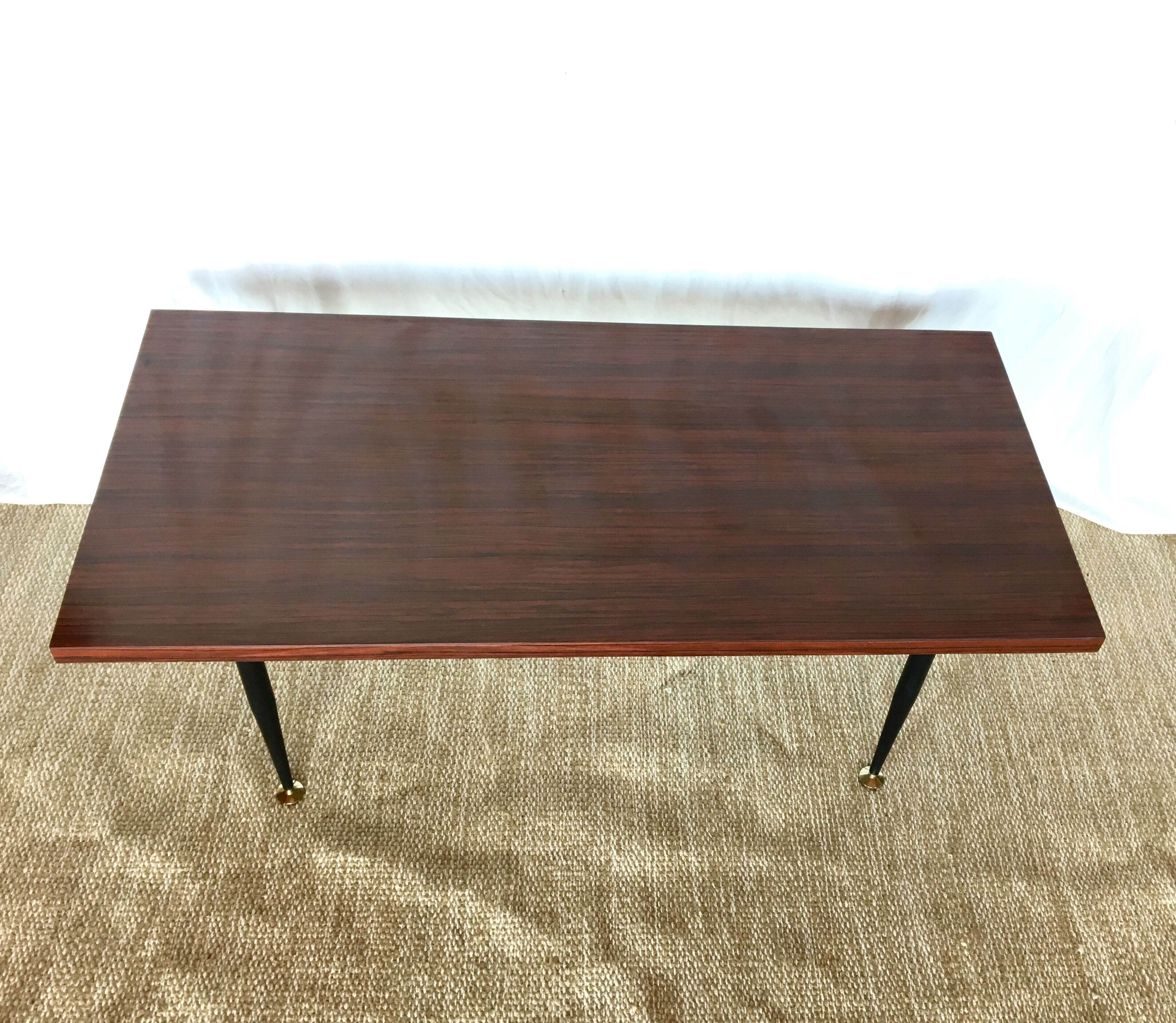 Table low 60s formica