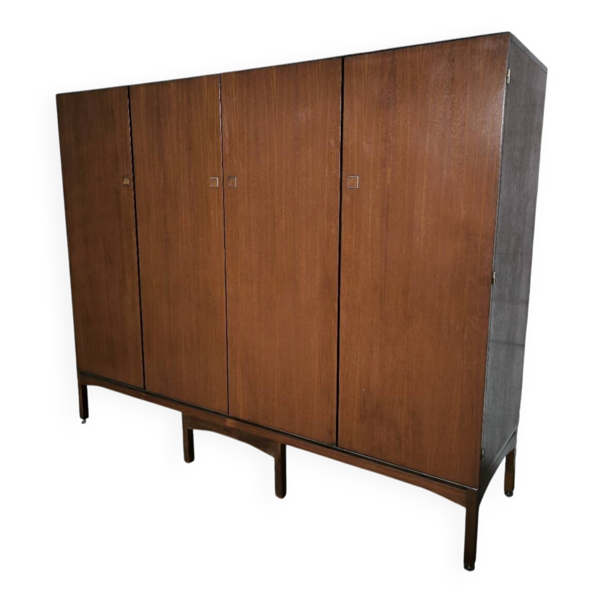 Scandinavian dressing wardrobe in rosewood