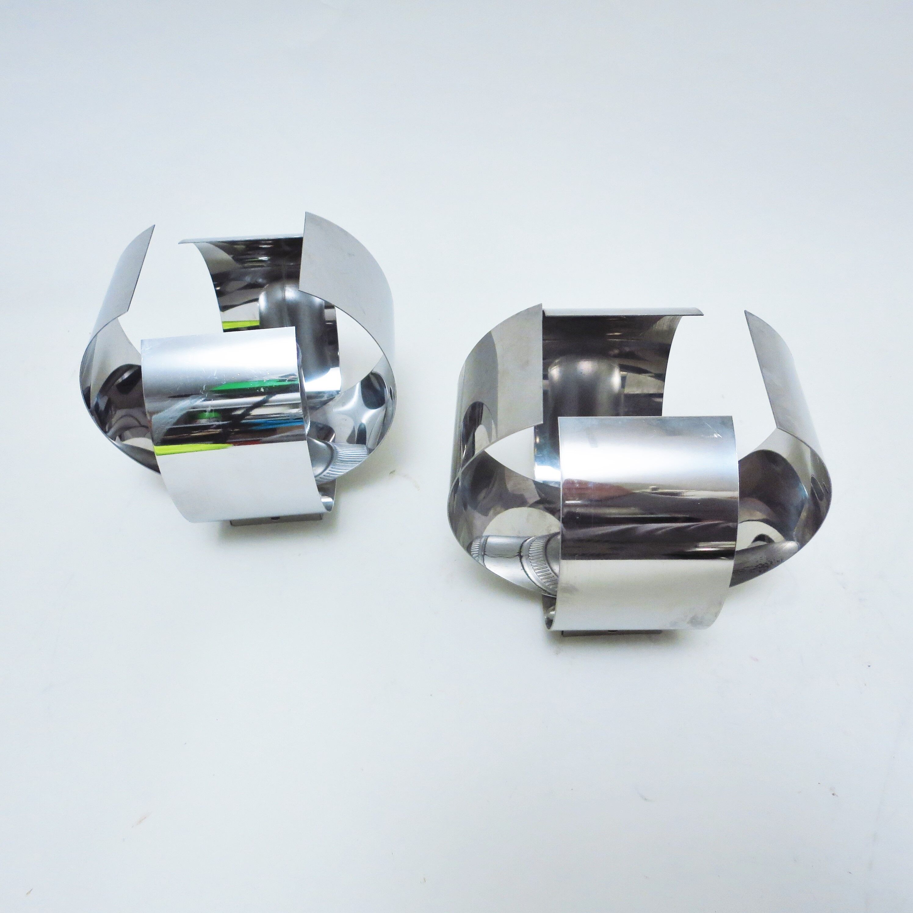 Pair of chrome sconces 70