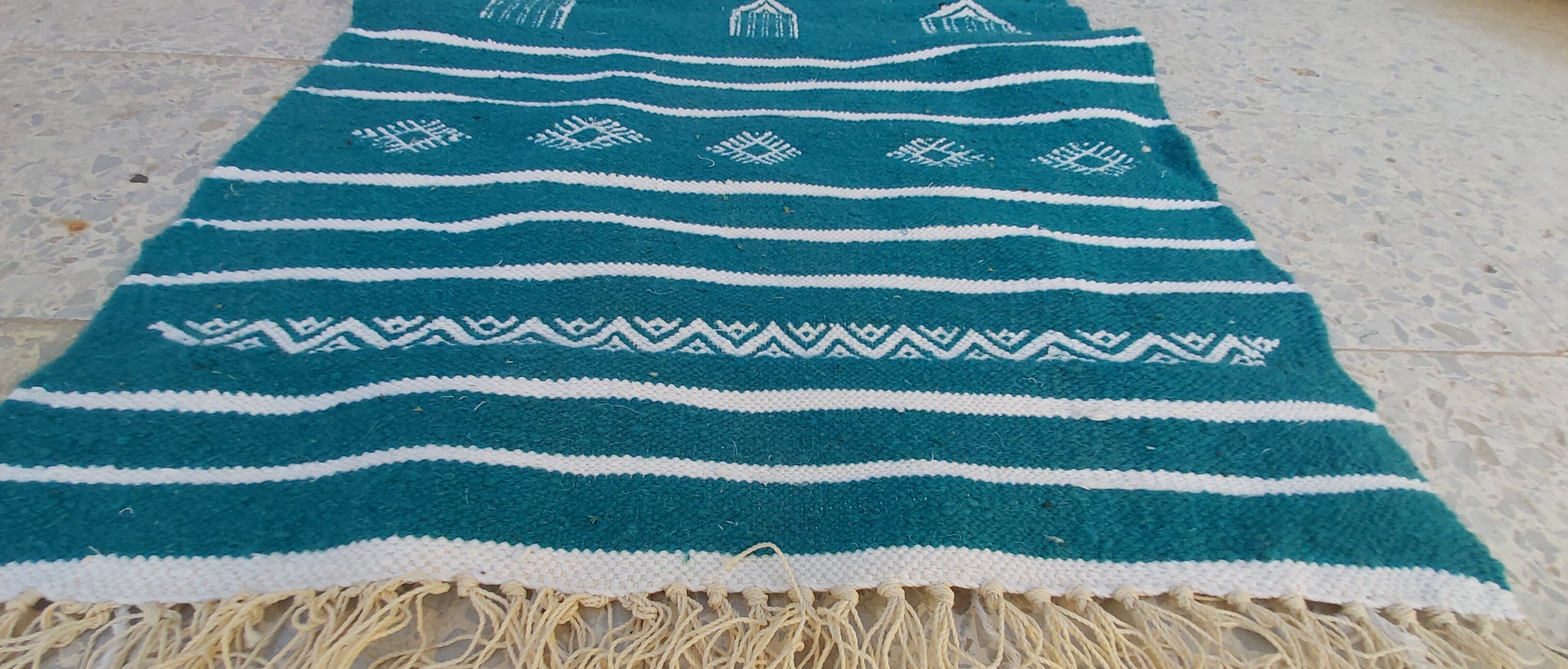 Handmade blue and white kilim rug in pure wool 110x60