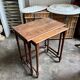 2 nesting tables in turned oak ☐ 62.5 x 33.5 cm