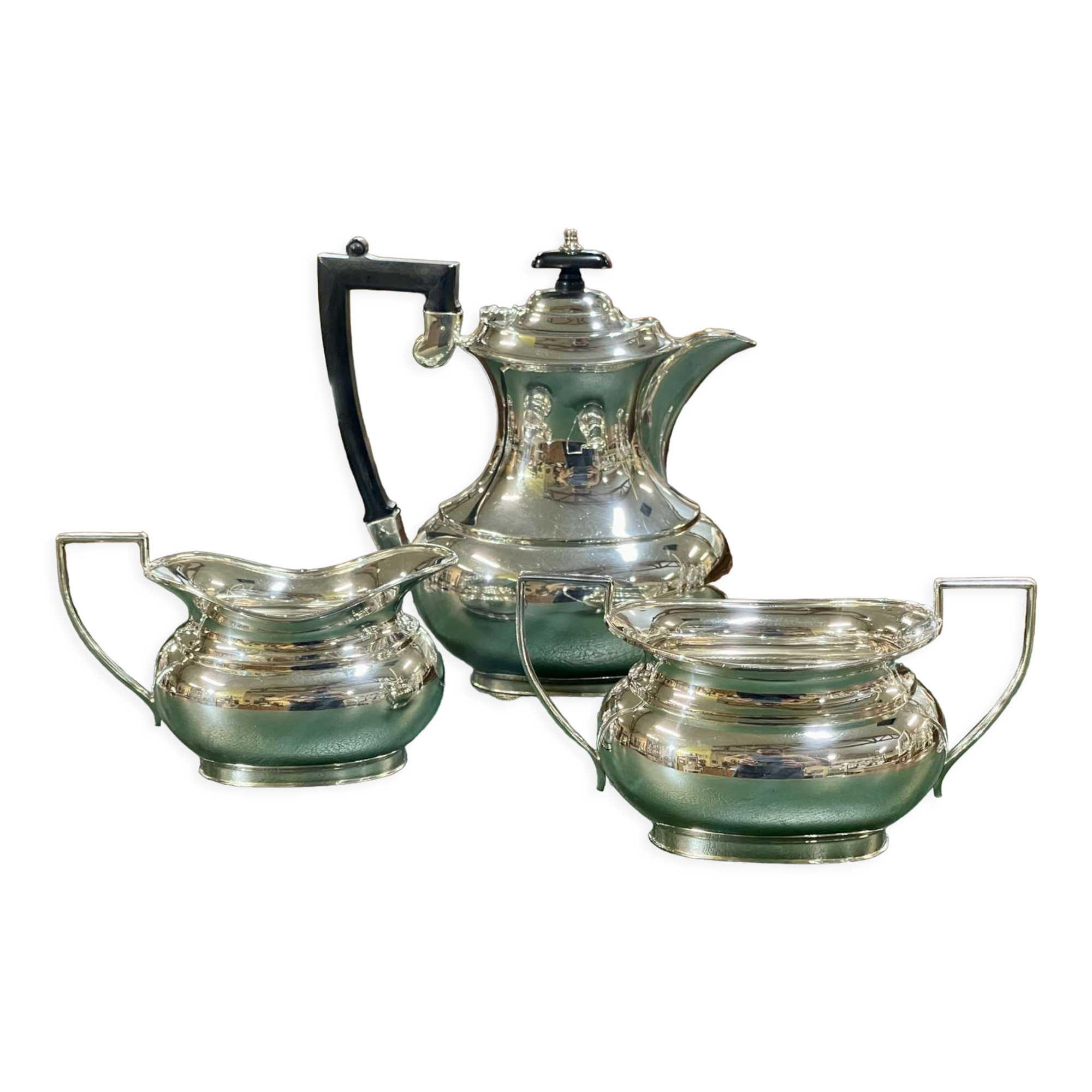 English coffee set in silver metal of the early twentieth century