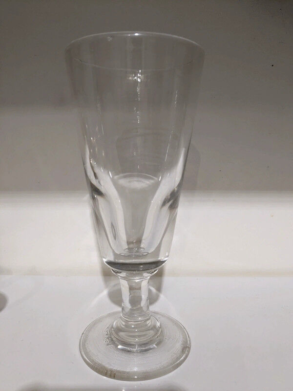 Verre a absinthe ancien