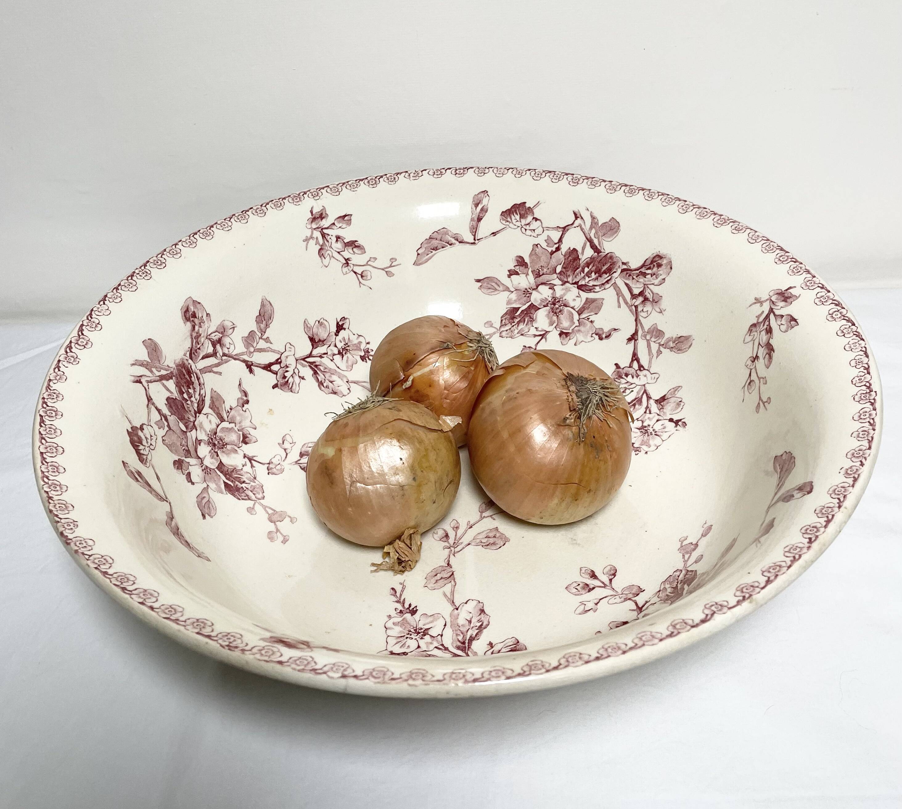 Gien porcelain serving dish, Normandy Flowers model