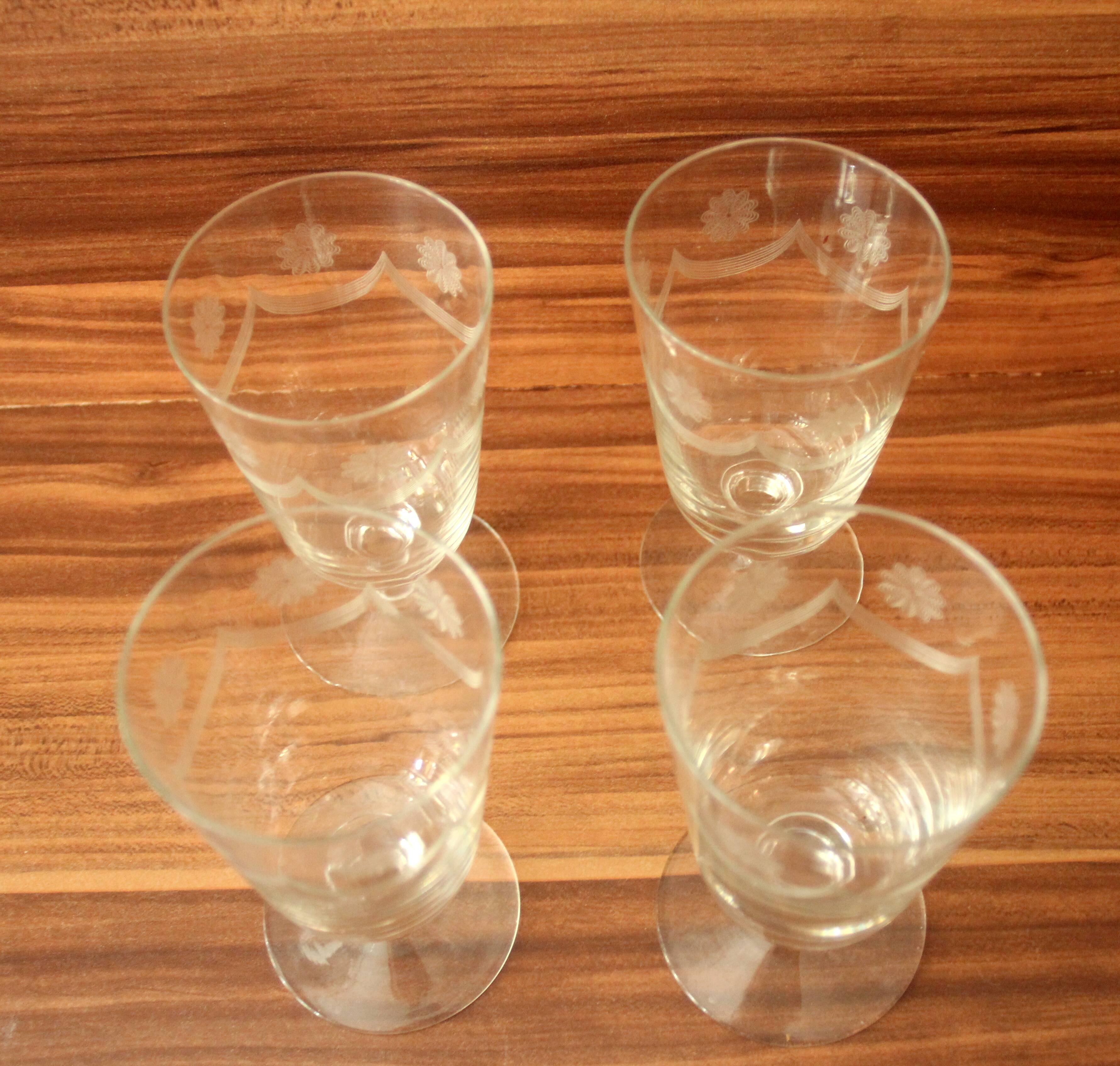 4 Antique engraved goblets - wine glasses