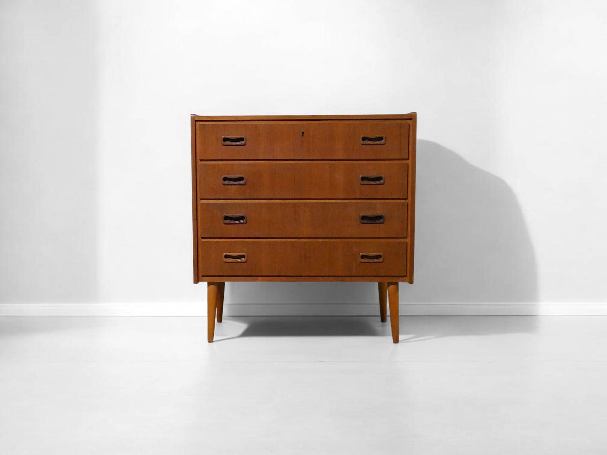 Danish teak chest of drawers - Vintage 1960