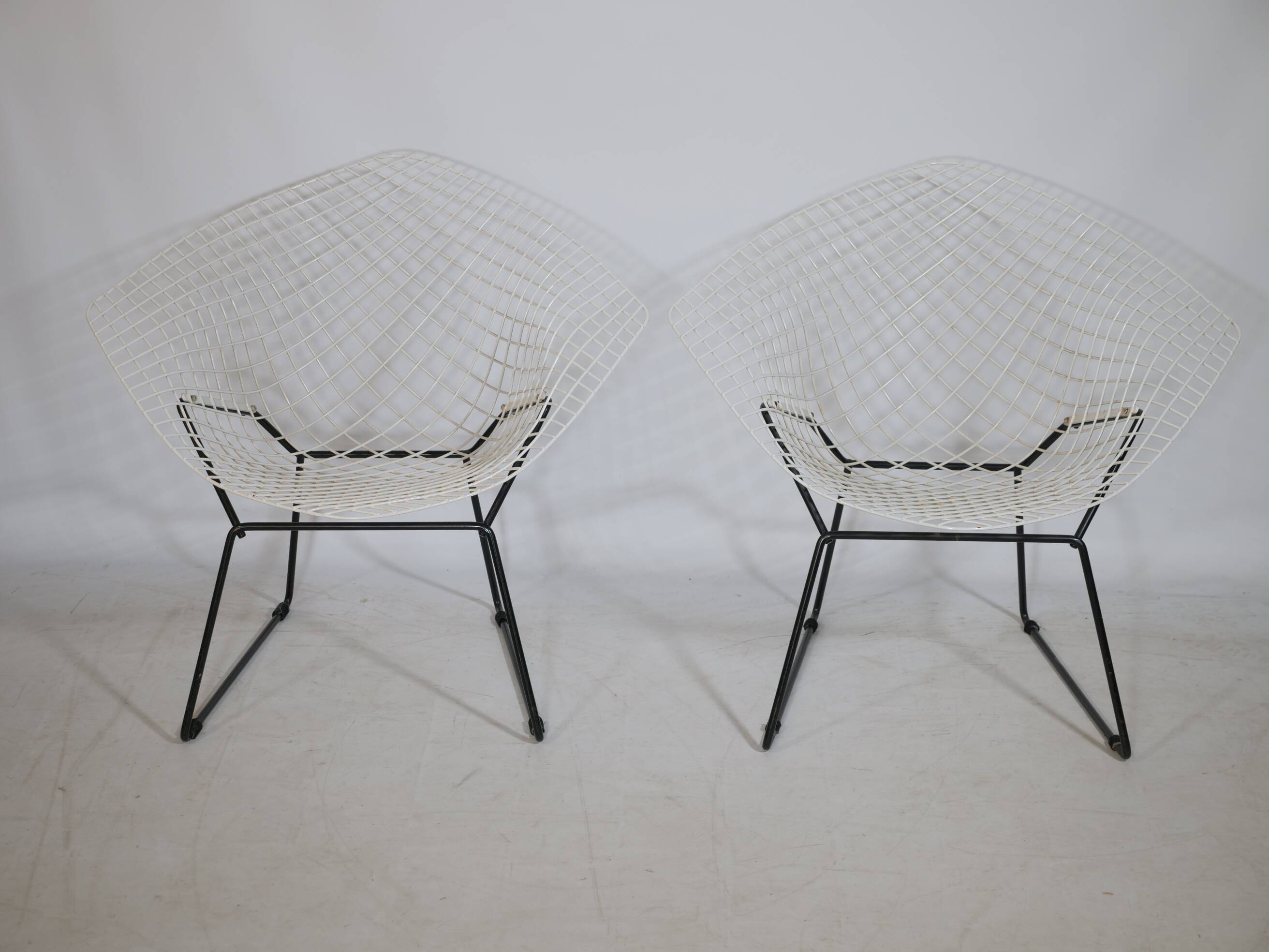 Diamond Chair by Harry Bertoia for Knoll, Set of 2, 1950s/60s Wire Lounge Chair