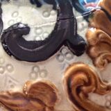 Rococo style cut