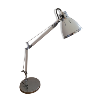 Desk lamp