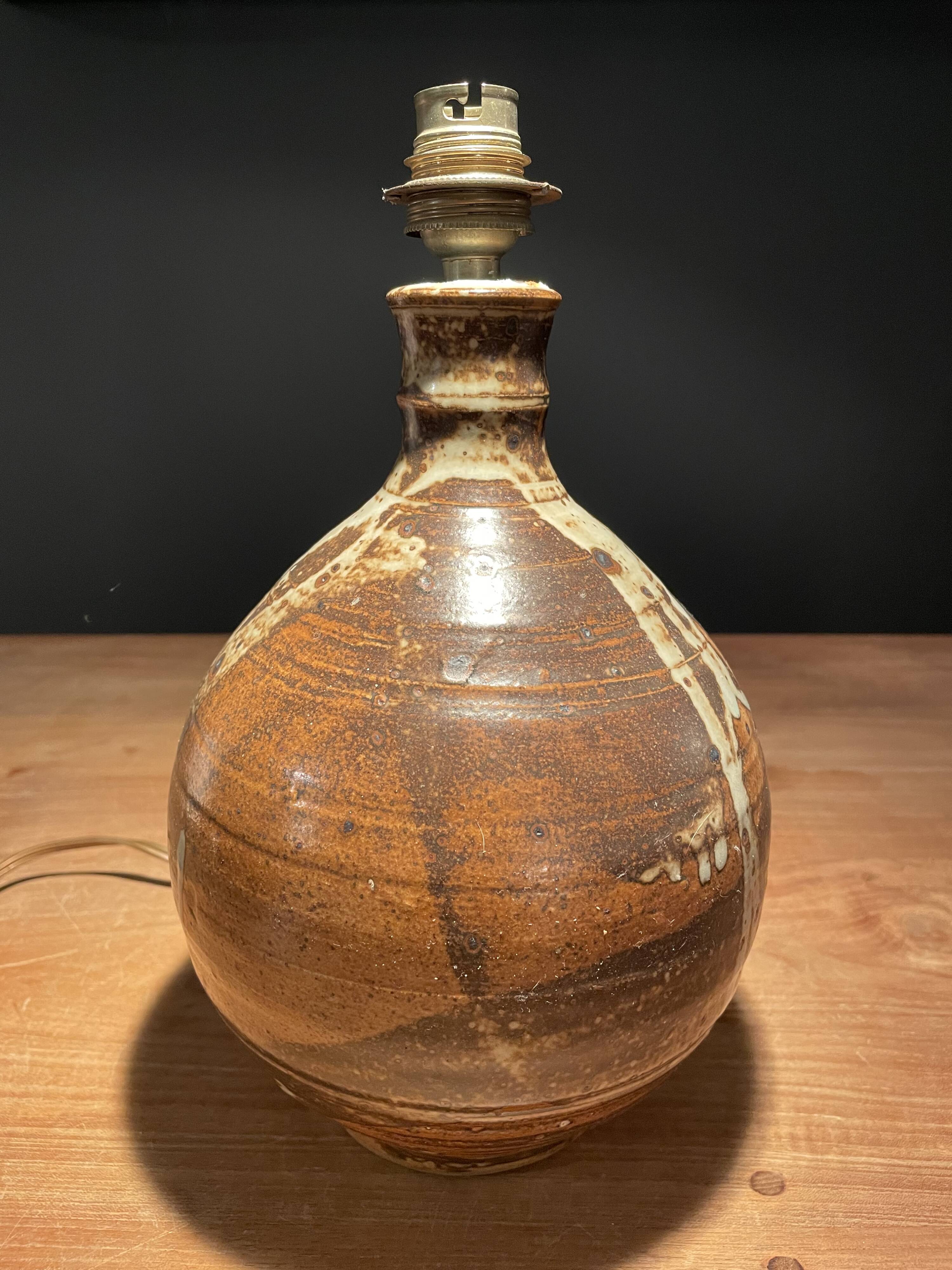 Beautiful ceramic table lamp signed La Salicorne