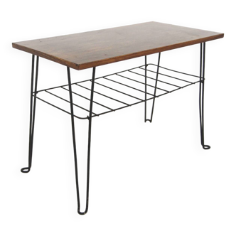 “Stringbord” side table in oak, Sweden, 1950
