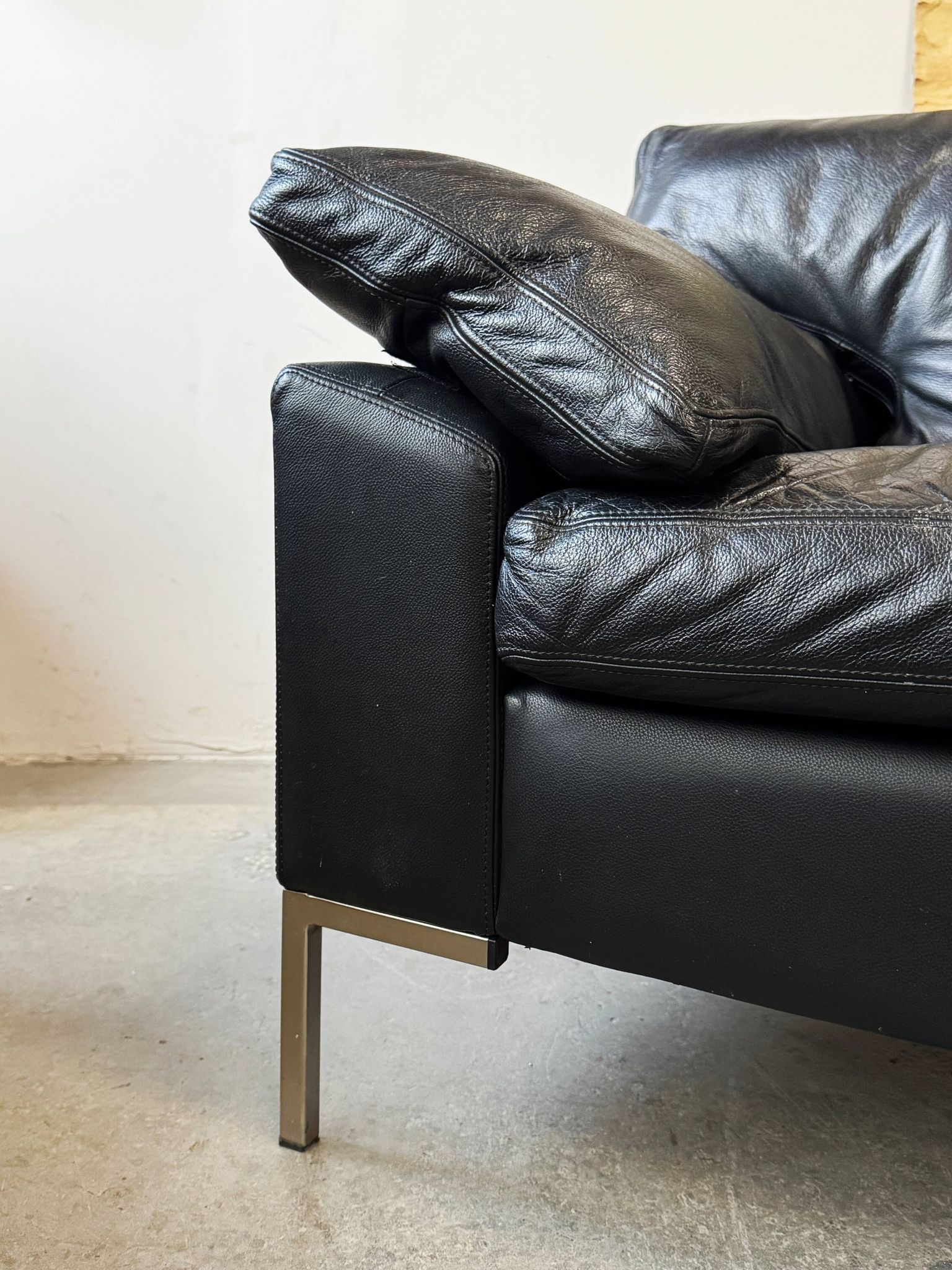 Leather sofa, Denmark, 1960s/70s, mid-century modern style, vintage