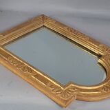 Antique mirror with hat-shaped frame, carved and gilded wood, 46x32 cm D011