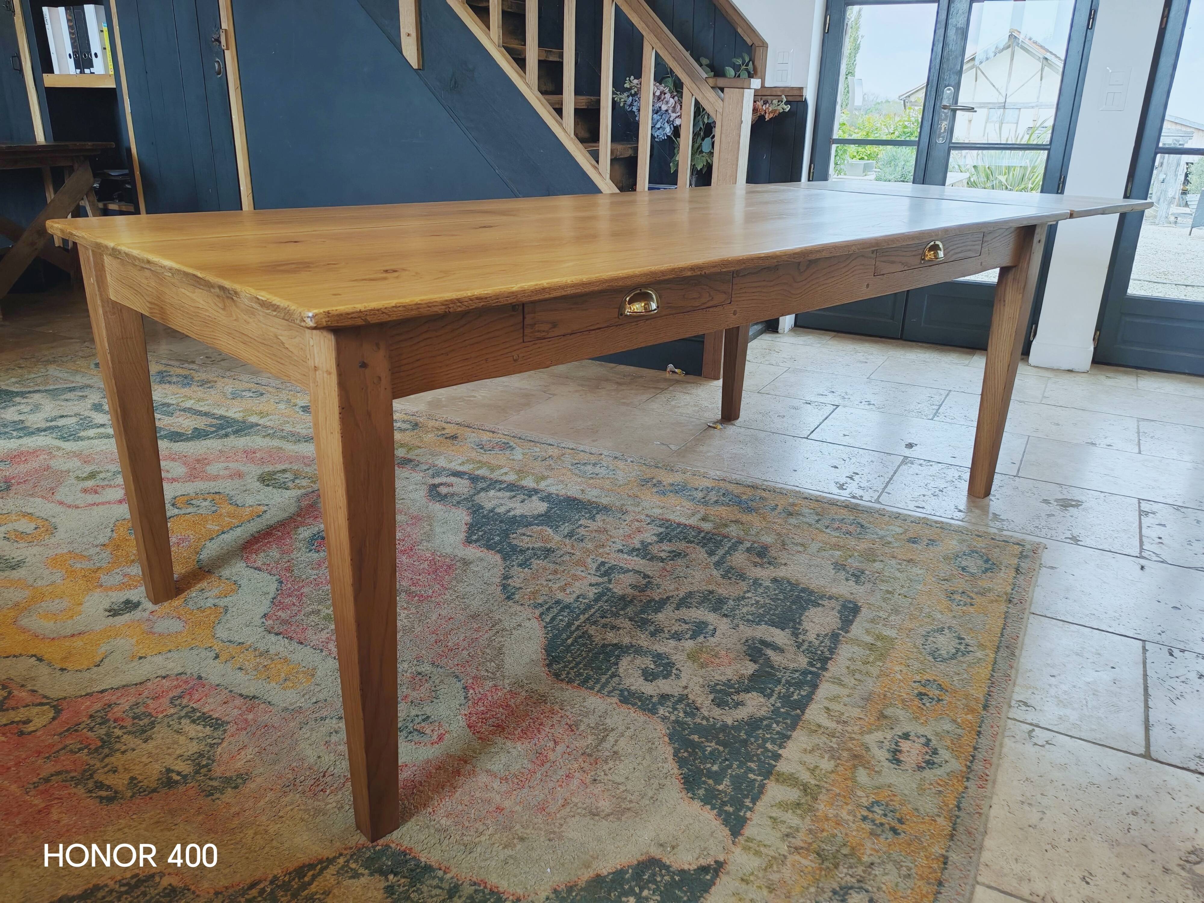Table de ferme en chêne massif 200x100 avec sa rallonge de 60x100