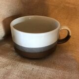 Pair of mug cups in sandstone
