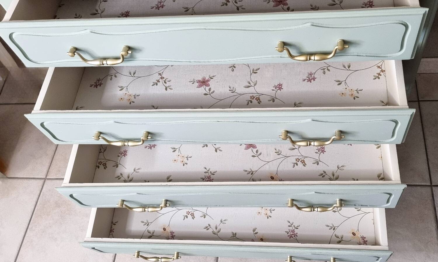 4 drawer chest of drawers