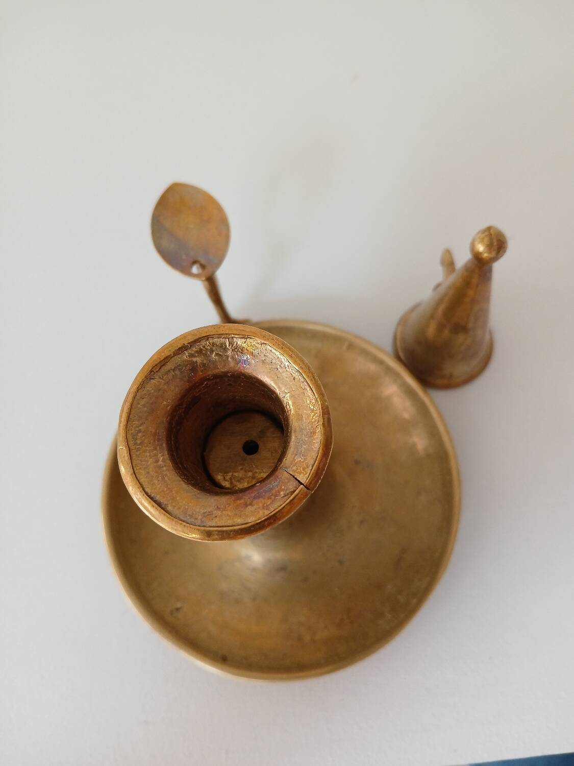 Set of 2 brass cellar rat candlesticks