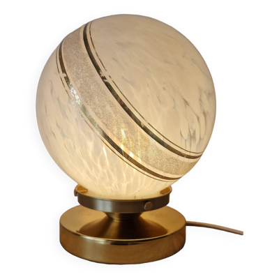 Globe blanc en verre de Clichy lampe tactile