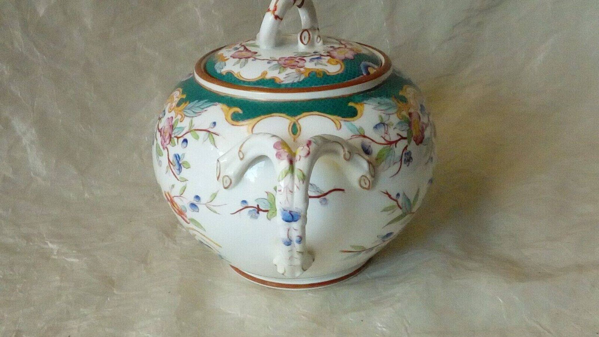 Sarreguemines earthenware sugar bowl minton decor model 5/215