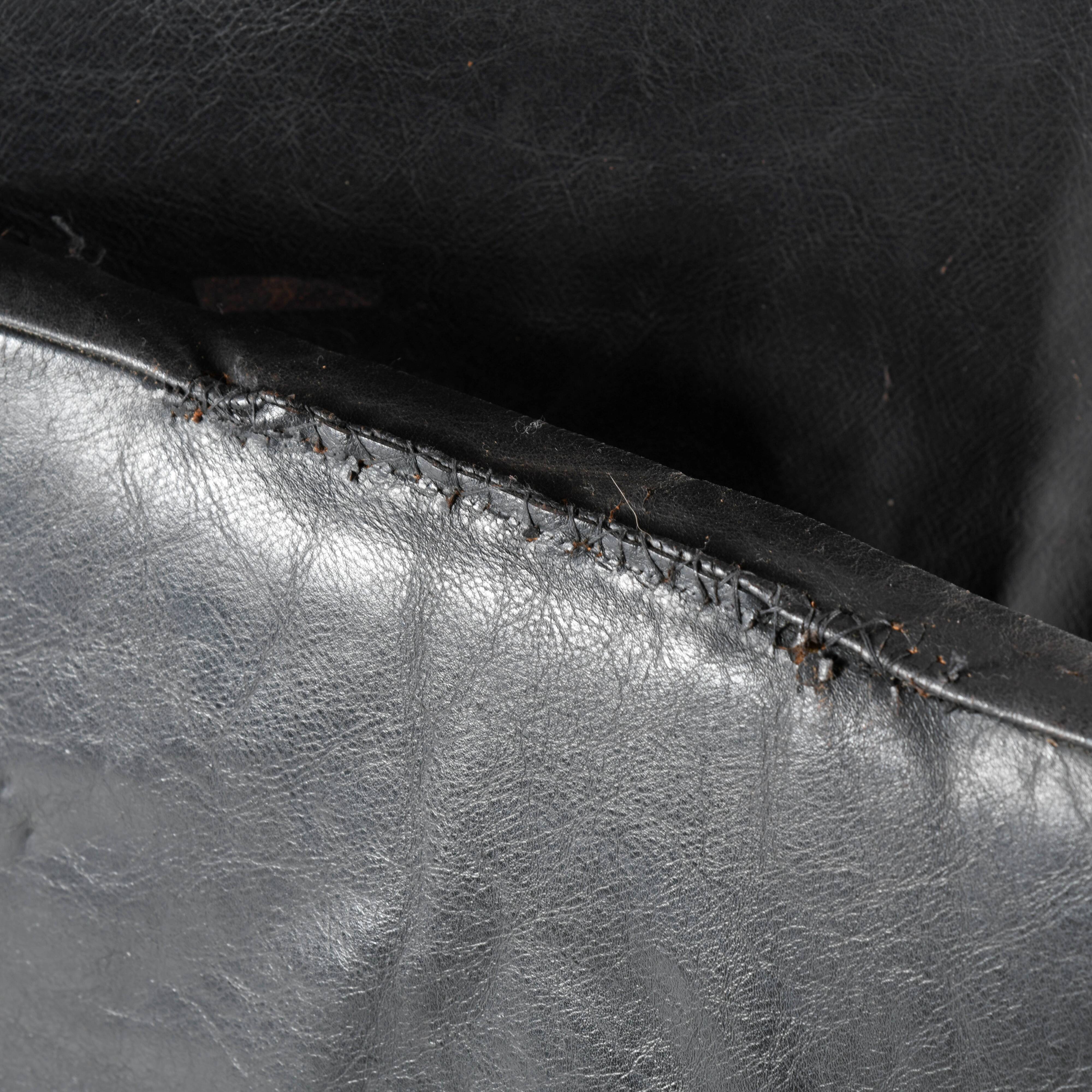 Kaare Klint designer Safari armchair