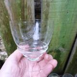 Anciens verres à vin à pied en cristal gravés  ensemble de 7