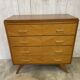 Commode aux pieds compas