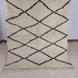 Handcrafted moroccan berber rug 178 x 152 cm