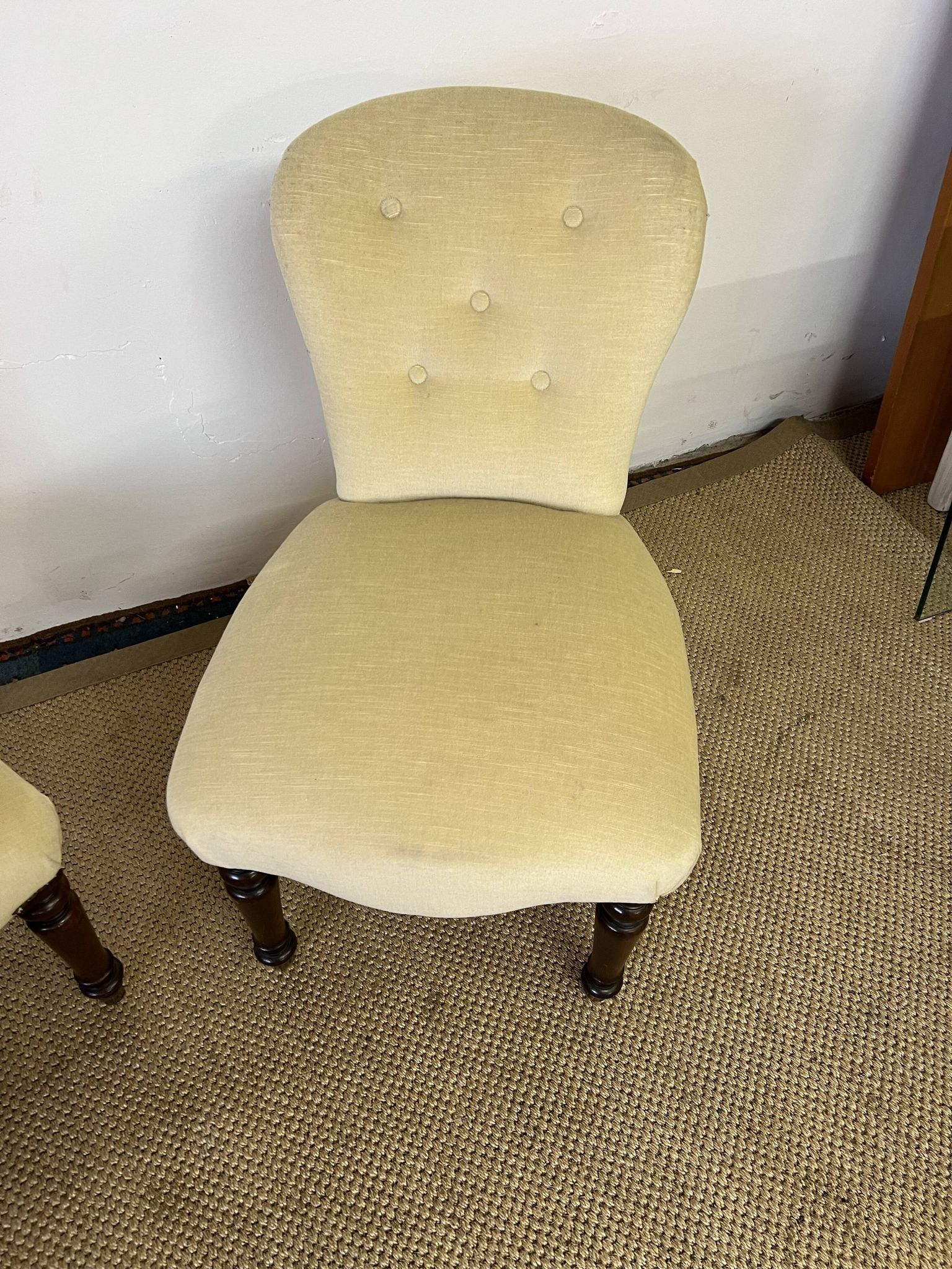 Paire de fauteuils crapauds sans accoudoirs