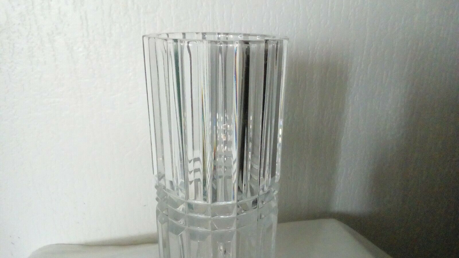 Crystal roller vase