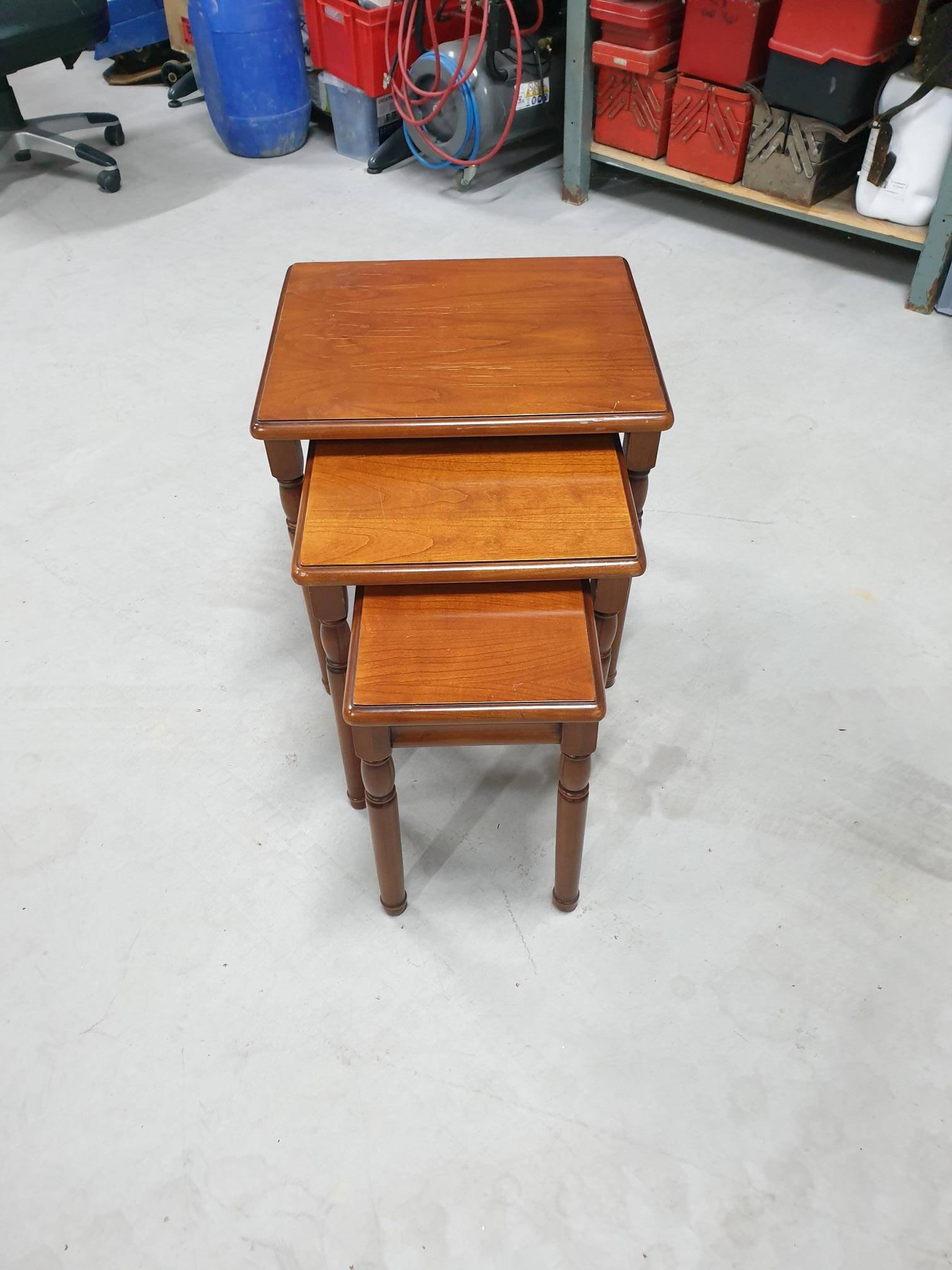 3 nesting tables in cherry wood, Louis Philippe style