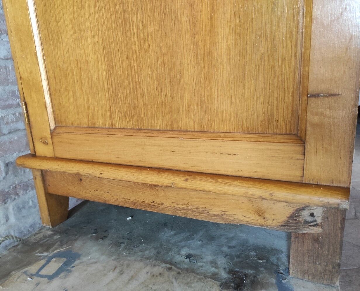 Armoire