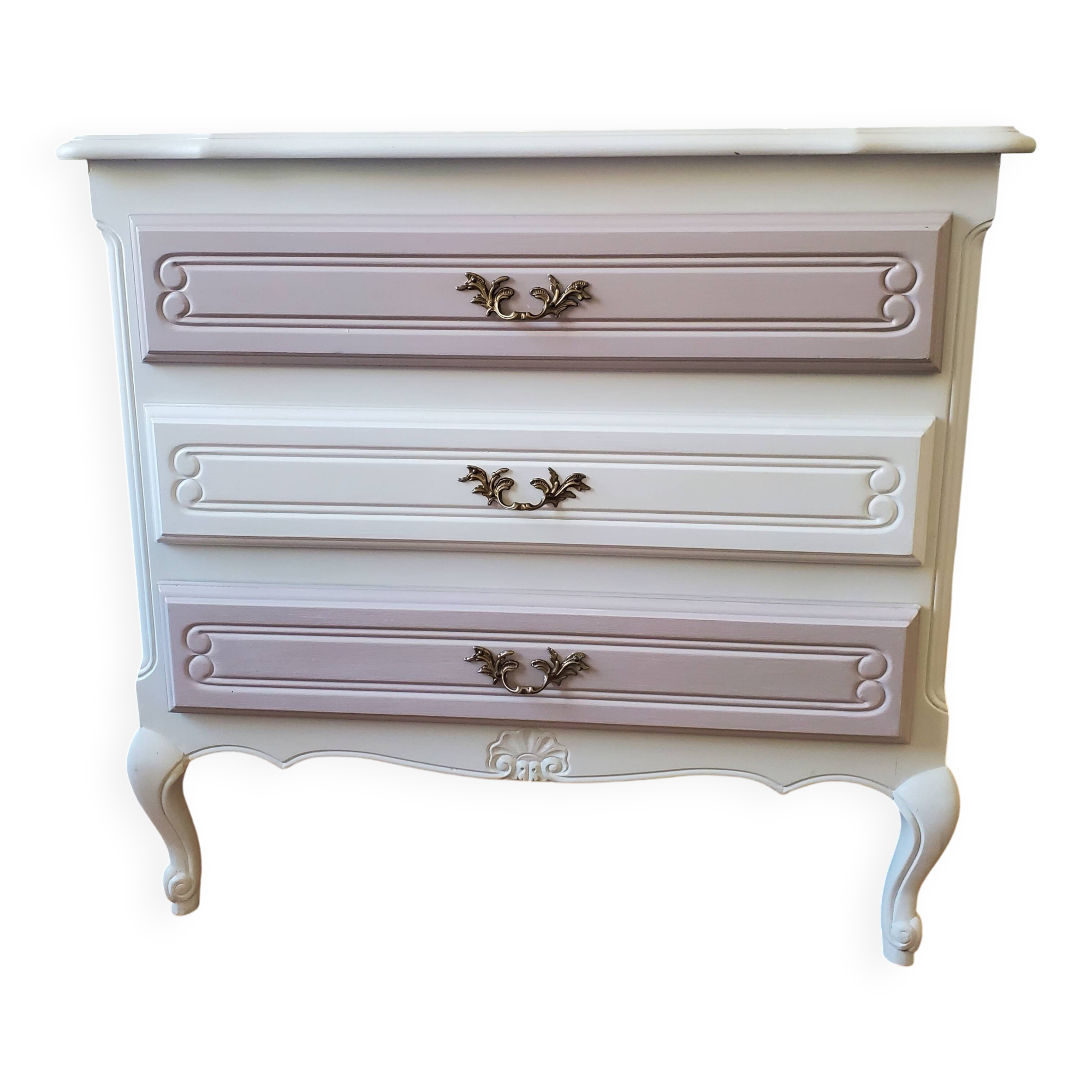 Dresser repainted in off-white and grey-pink colours.