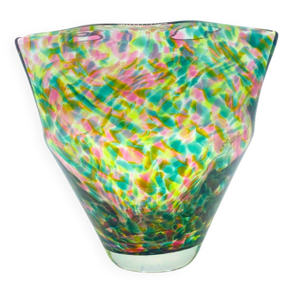 Vase multicolore soufflé à la bouche