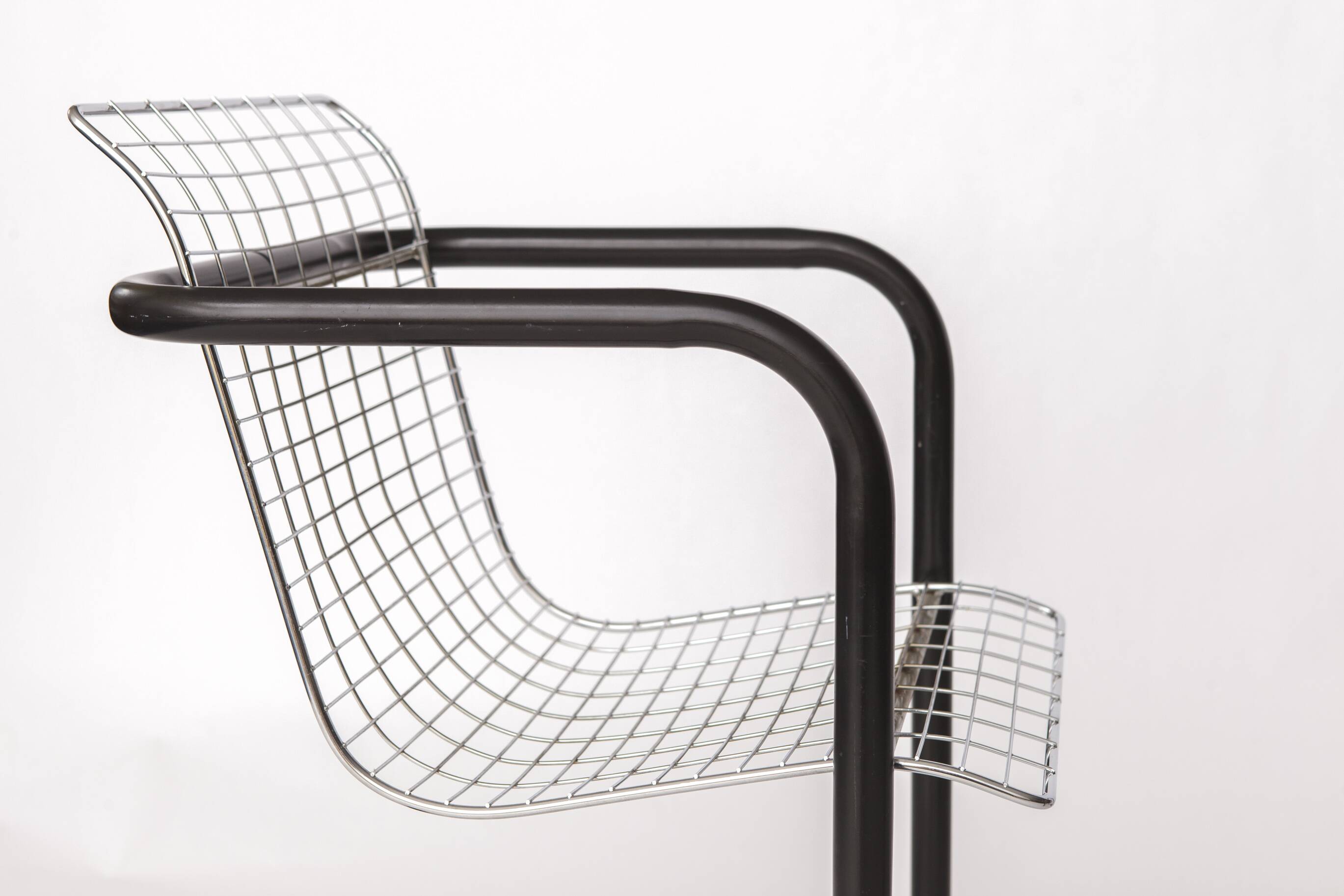 Pair of Vintage Metal Armchairs – Chrome Wire Mesh – Italy 1980s