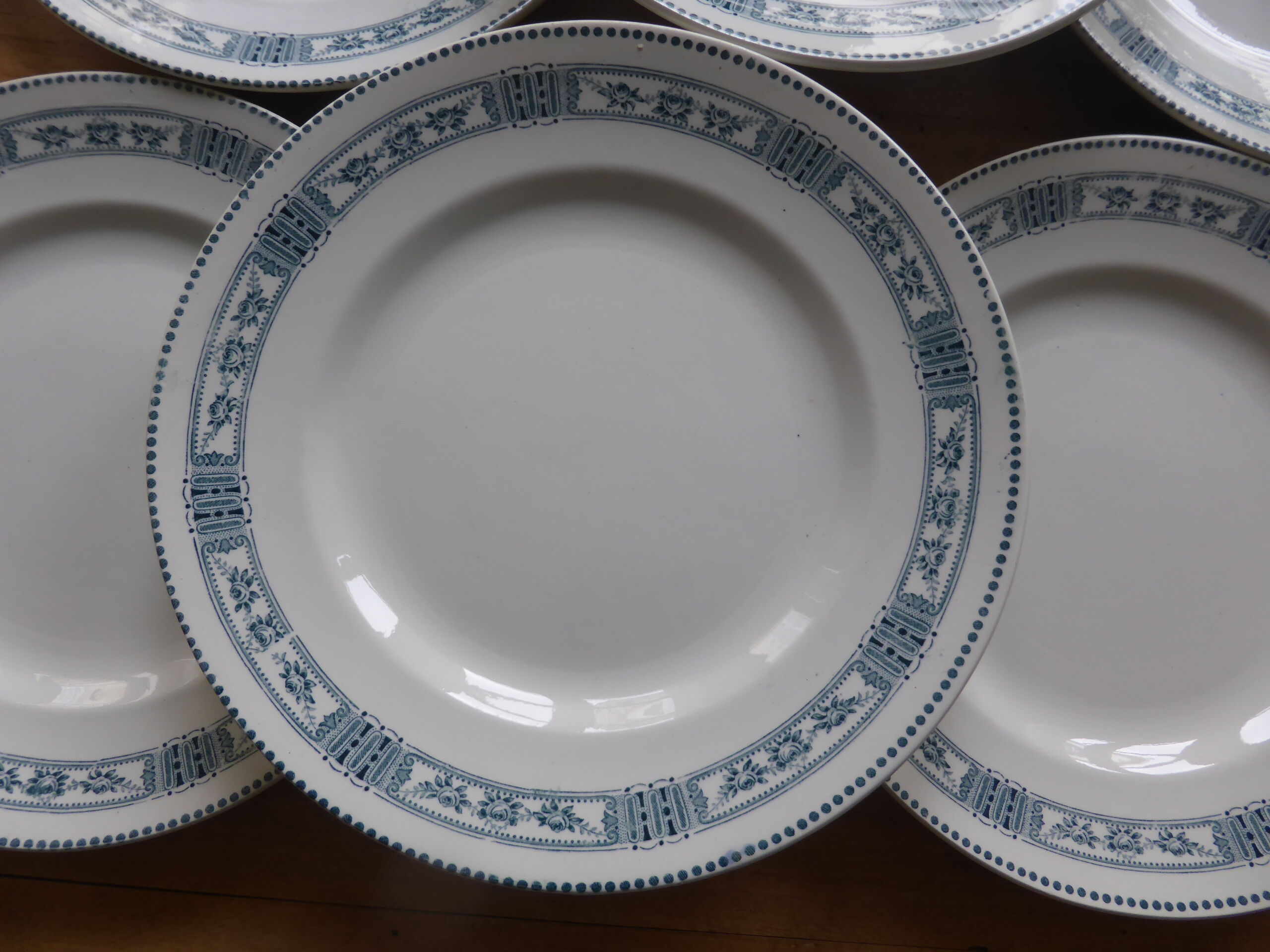 6 flat plates in iron earth Moulin des Loups model Pasteur