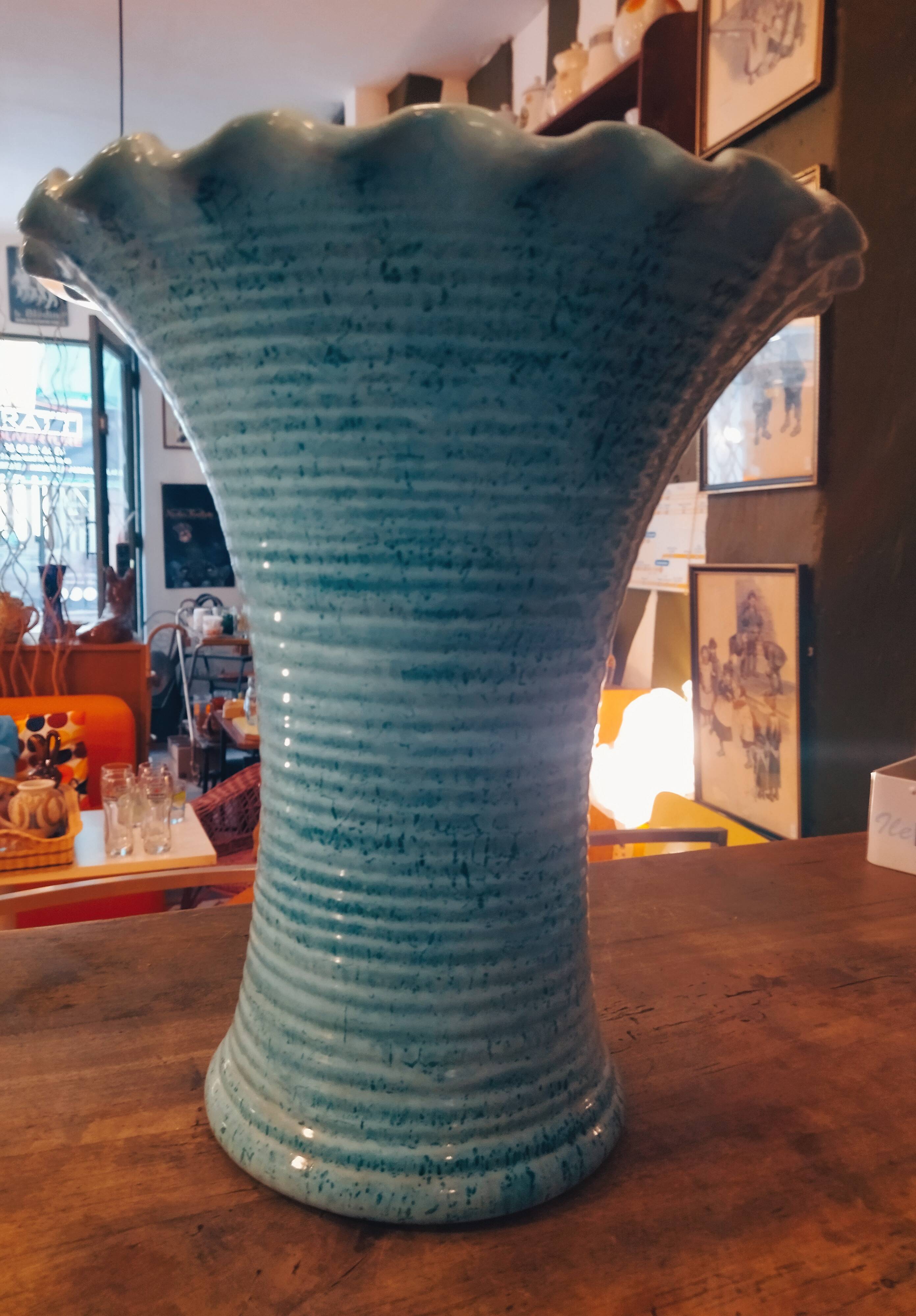 Large Accolay vase