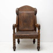 Chaise de trône massive de la fin du 19e siècle