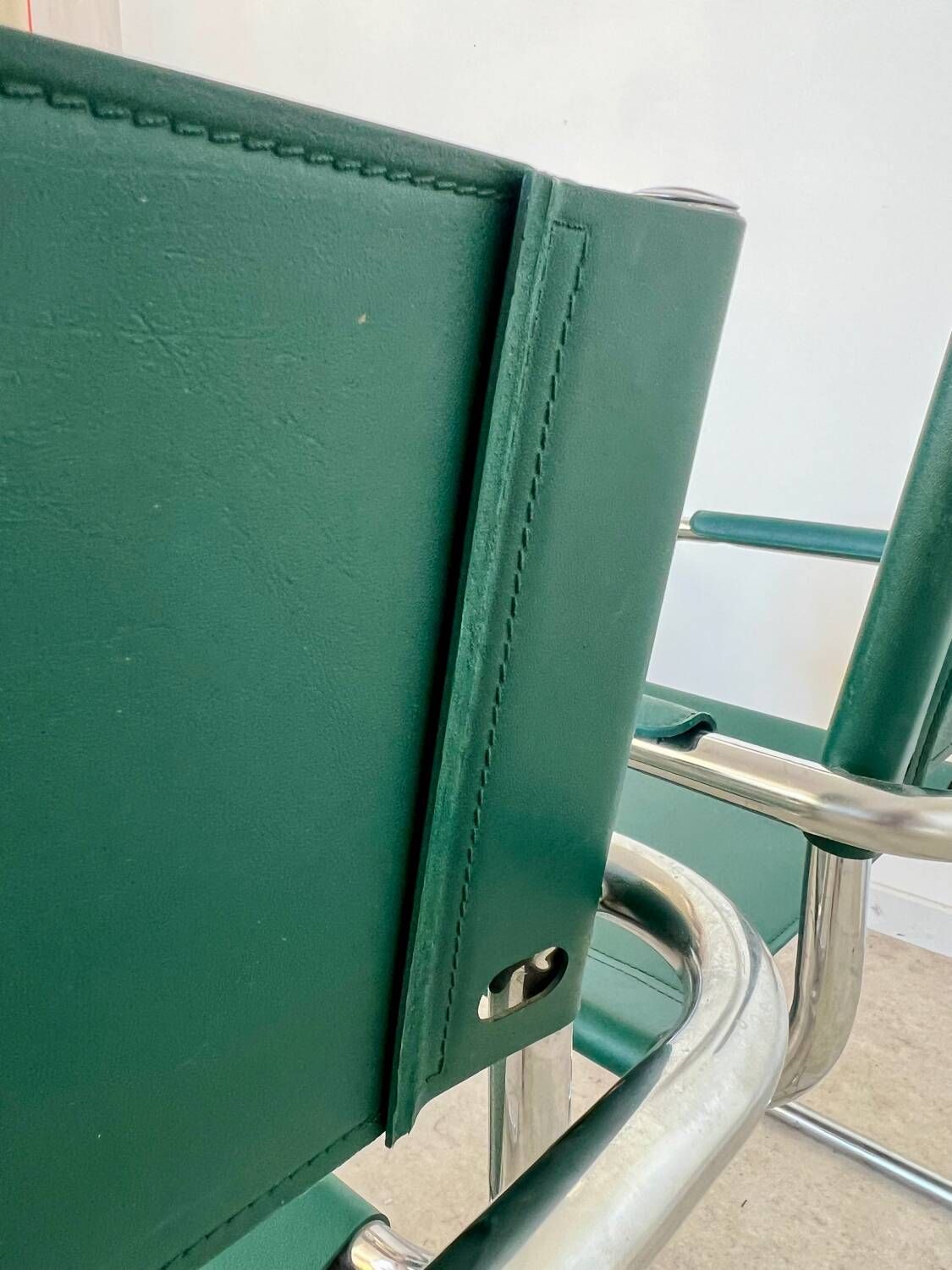 Set of 6 tubular chairs Bauhaus style design 80s/90s green