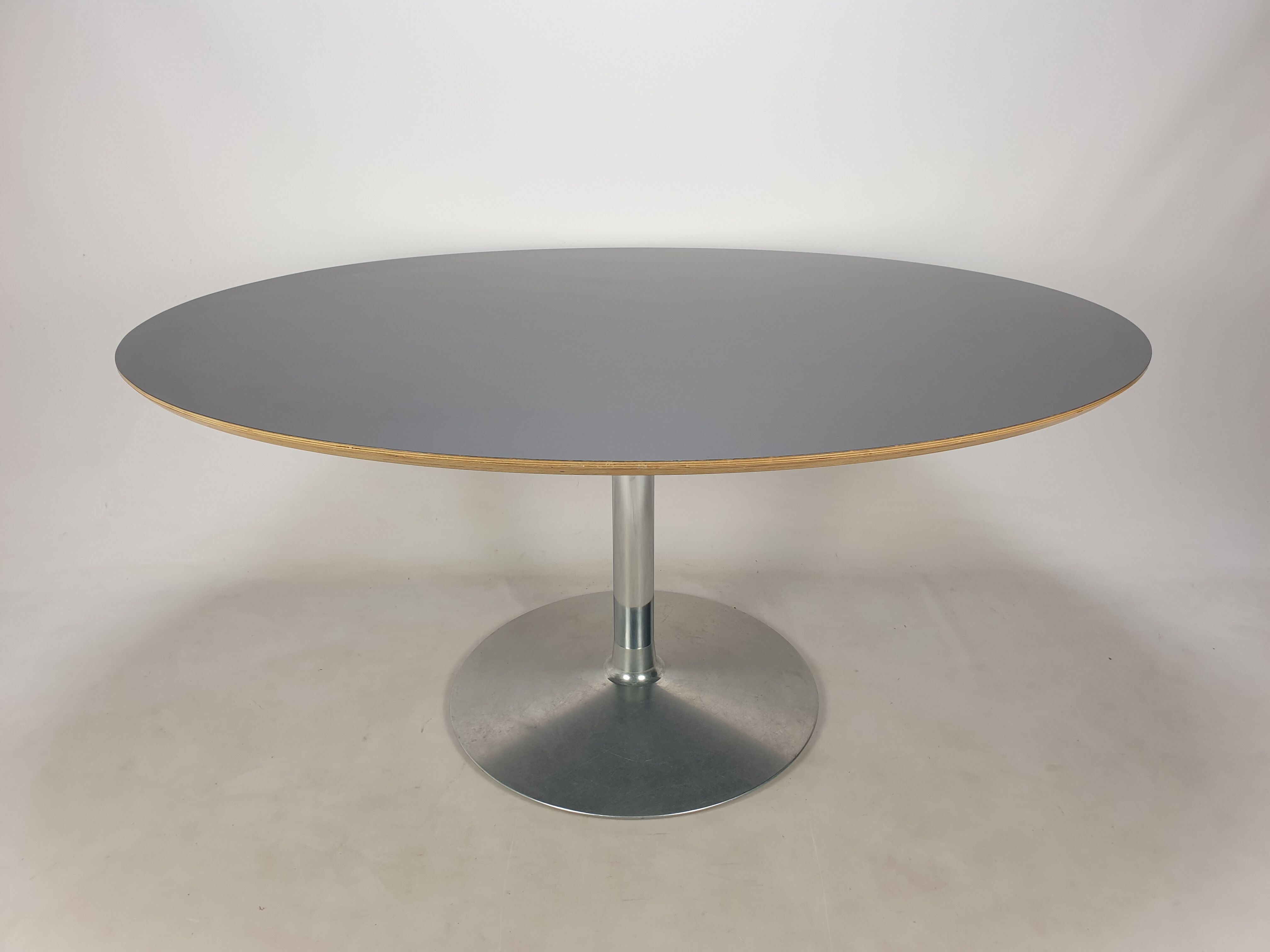 Table à manger ovale de Pierre Paulin pour Artifort