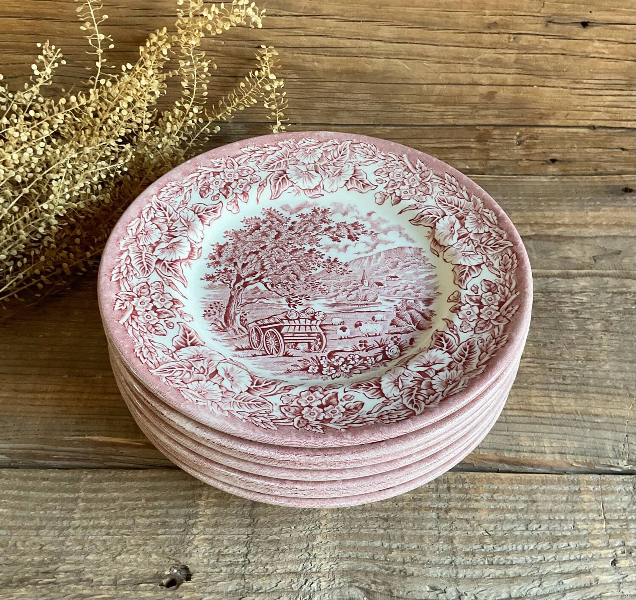 7 EIT England dessert plates
