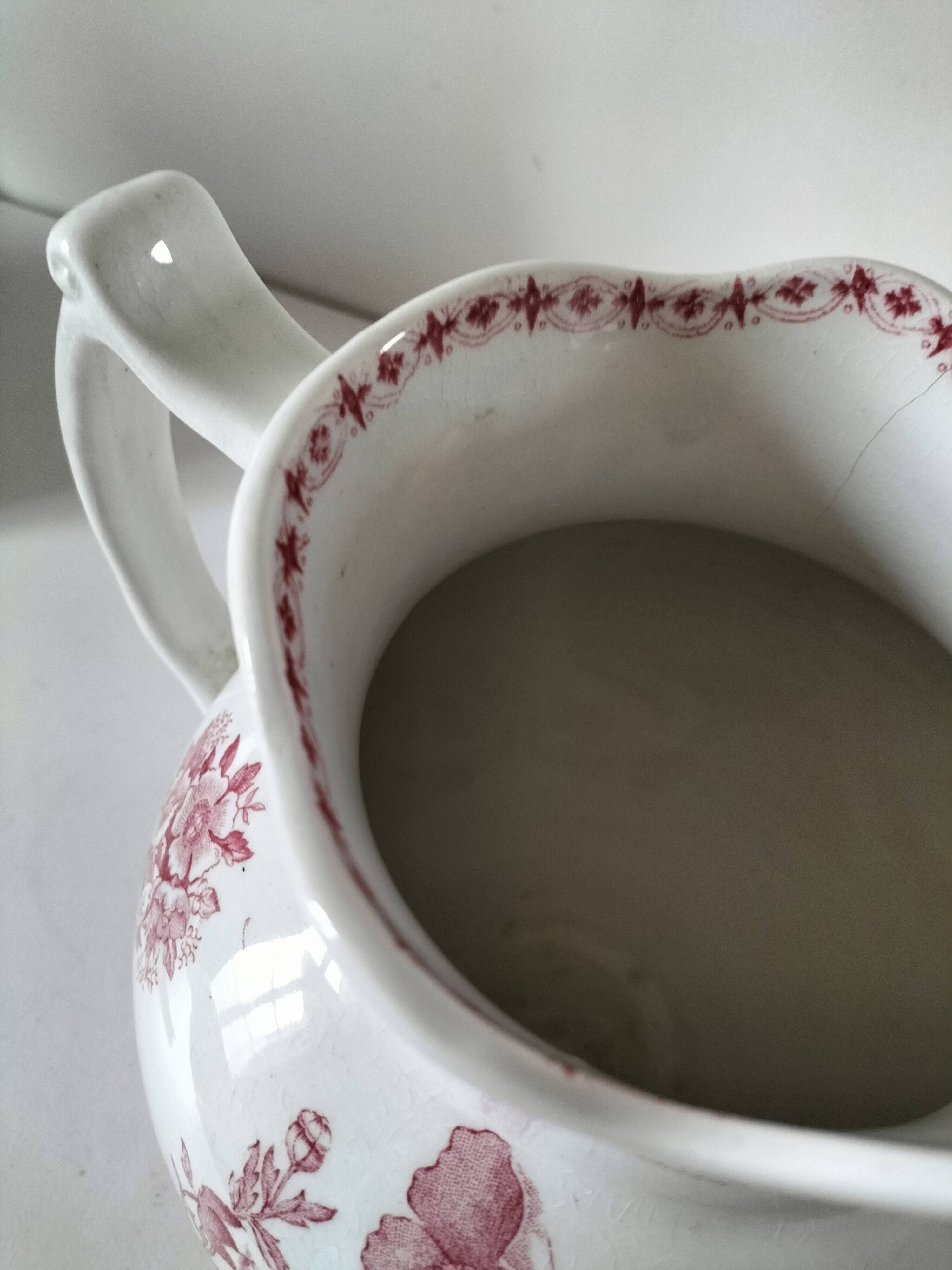 Large earthenware jug – Onnaing pottery (Nord), “Poppy” decoration