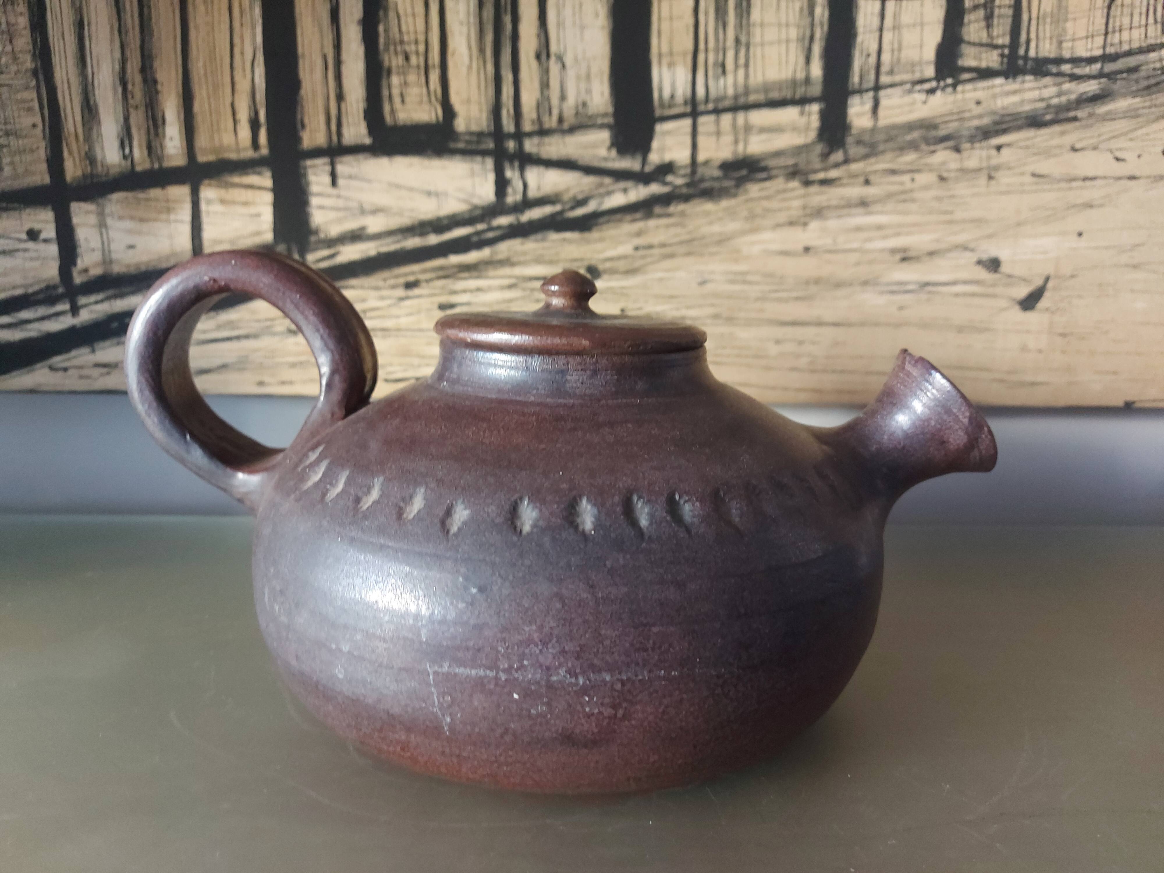 THEIERE IN CERAMICS THE CYCLADES , ROLAND ZOBEL