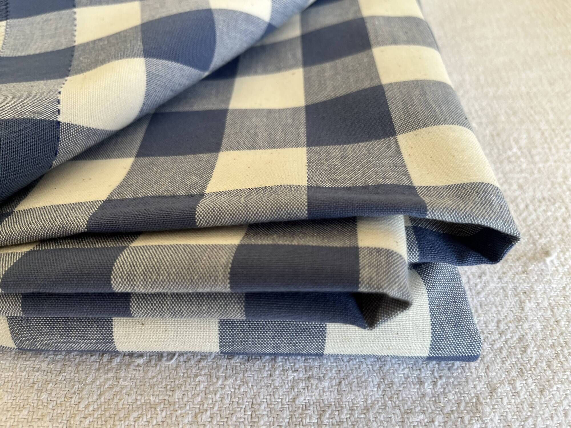 New fringed XL Vichy canvas tablecloth with 14 napkins, width 210cm.