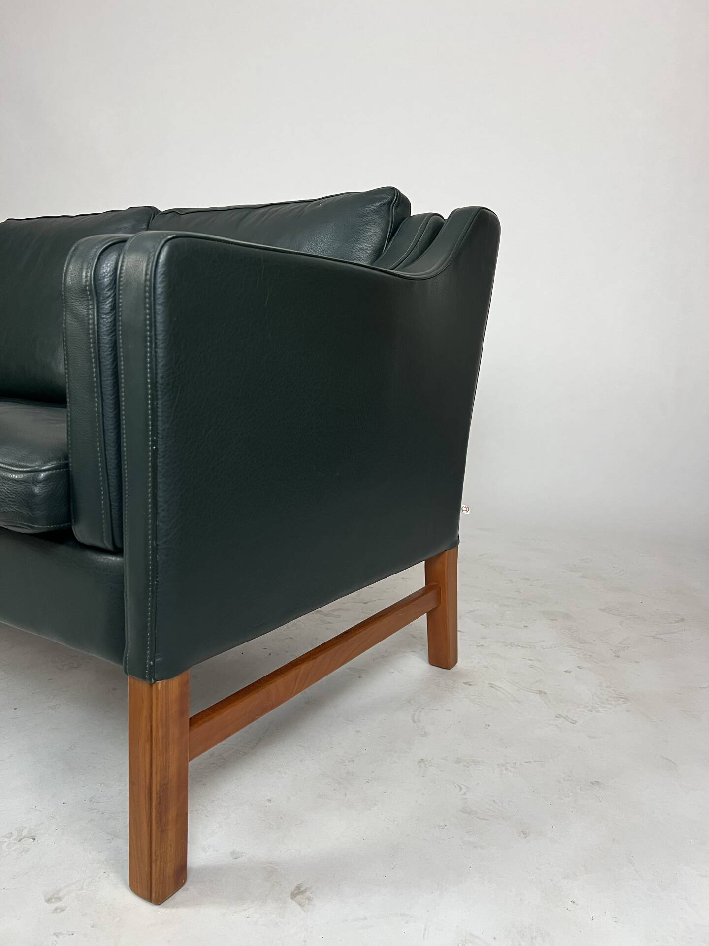 Danish leather sofa couch by Skippers furniture 70s 80s Design