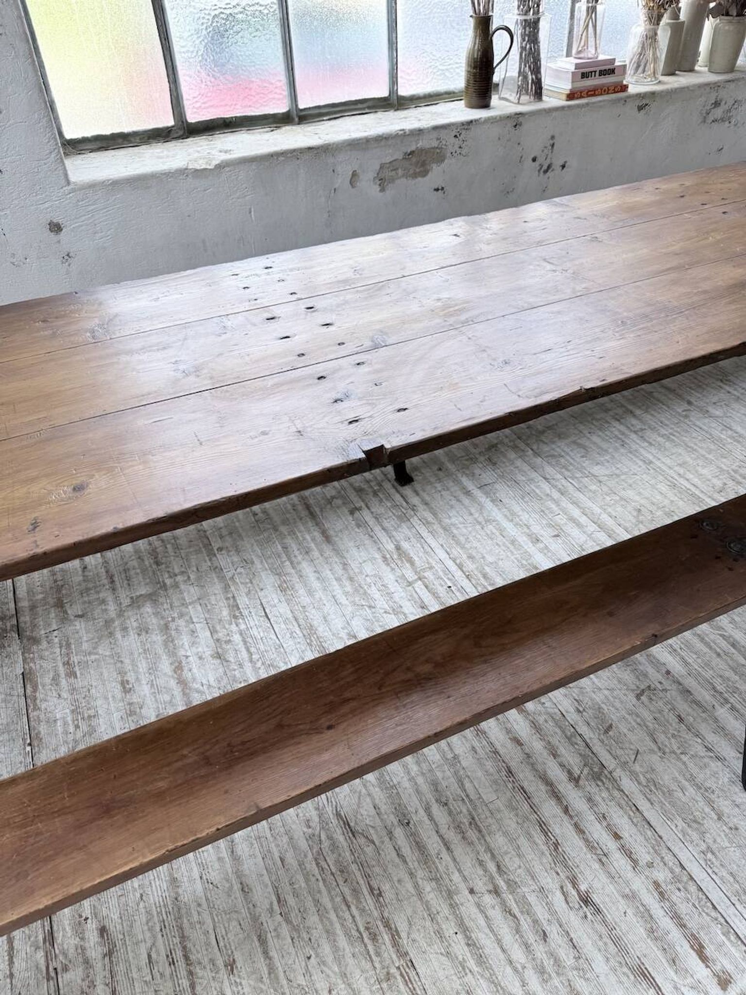 XXL trestle farm table 4m and its benches