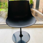 Flow 0526 black chair - MDF Italia - Jean-Marie Massaud