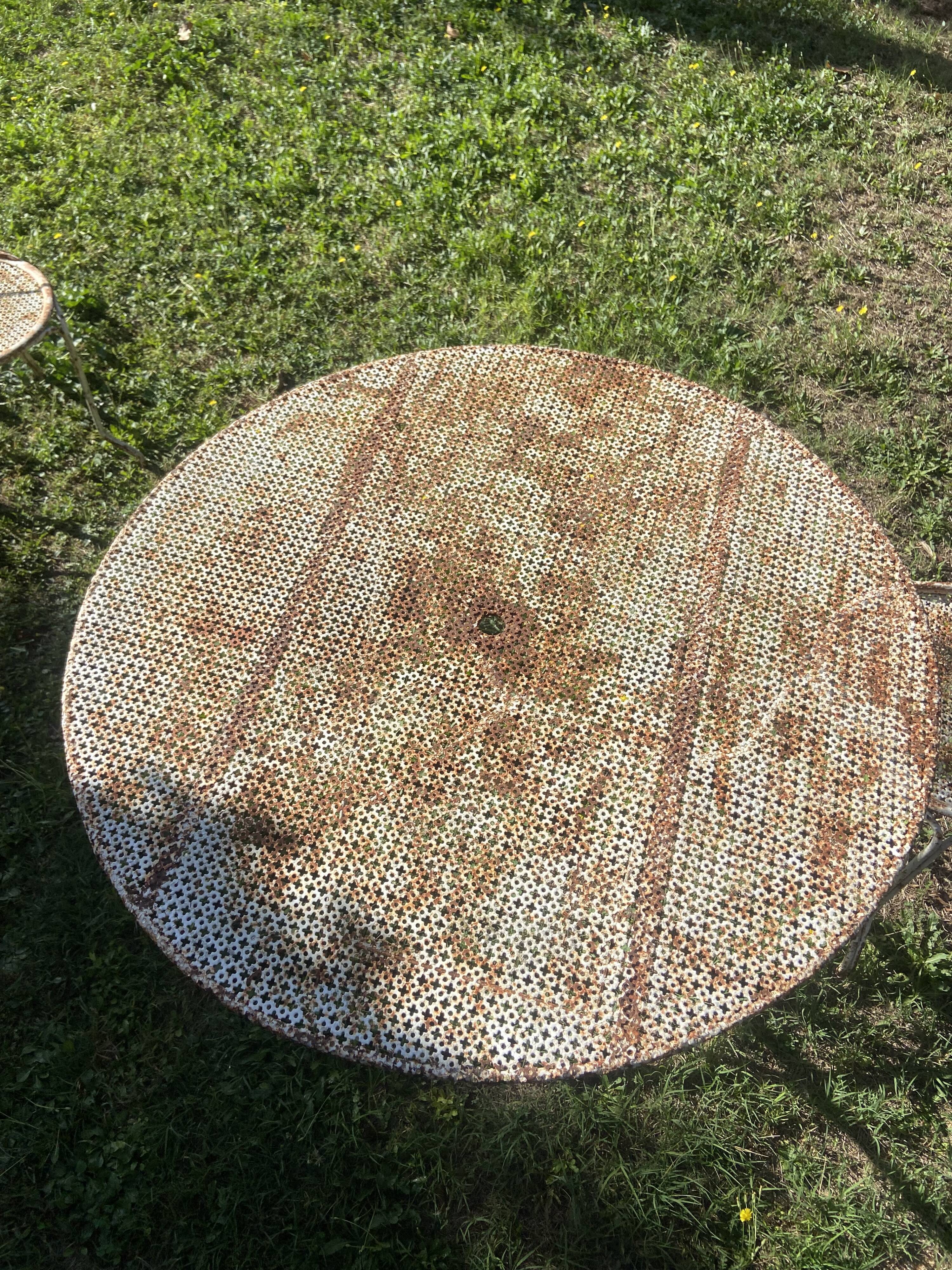 Vintage garden set