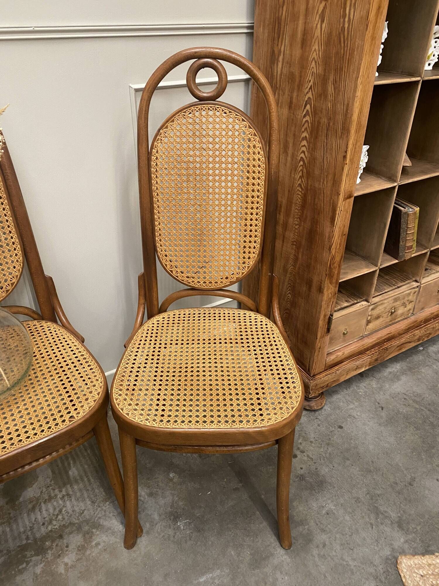 bistro chair (high back)