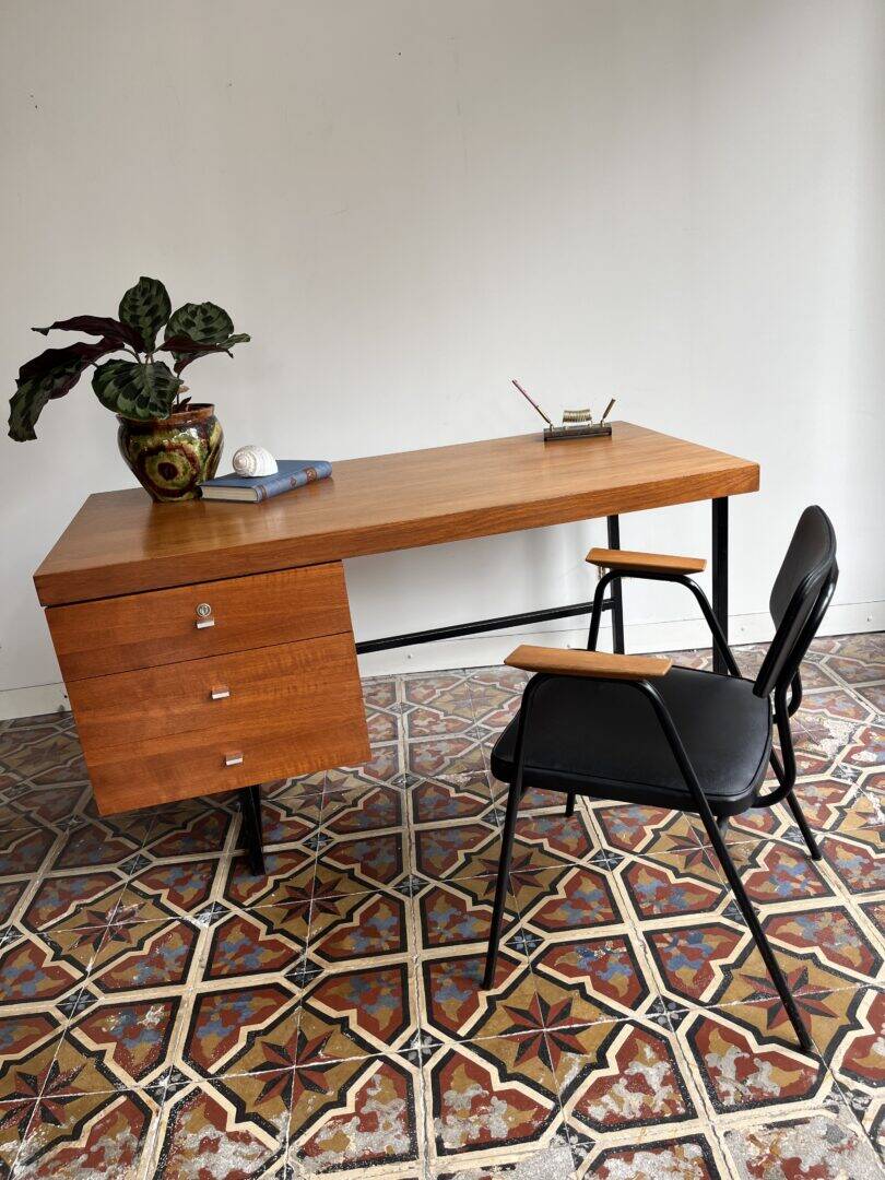 'Standard' writing desk, Pierre Guariche for Meurop (Belgium)